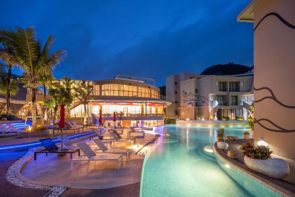 Metadee Elite Hotel Pantai Kata Luaran gambar