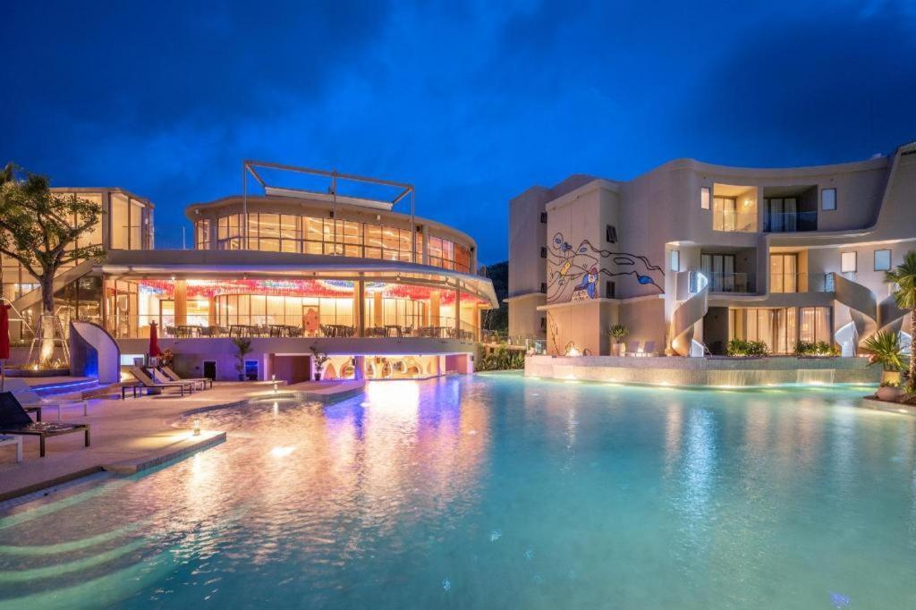Metadee Elite Hotel Pantai Kata Luaran gambar