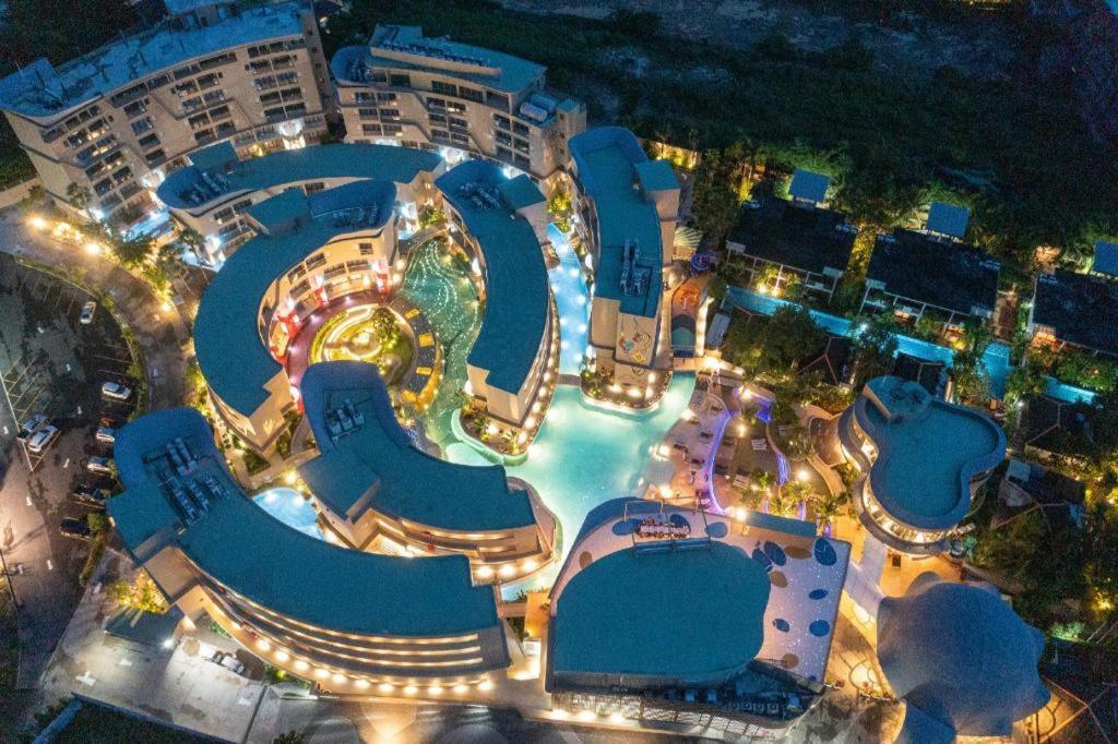 Metadee Elite Hotel Pantai Kata Luaran gambar